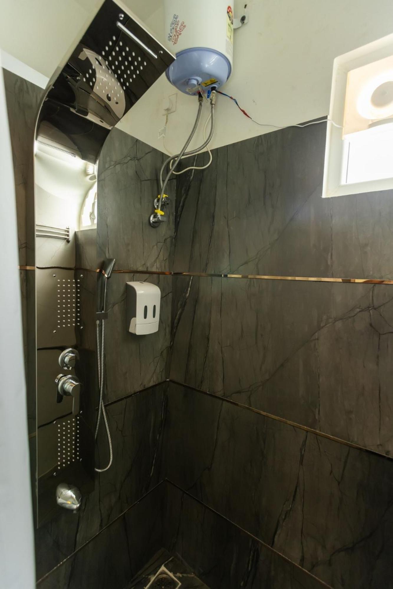 Bharath Pods Bed and Breakfast Coimbatore Buitenkant foto